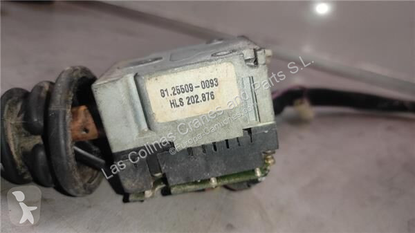 قطع غيار الآليات الثقيلة MAN Commutateur de...