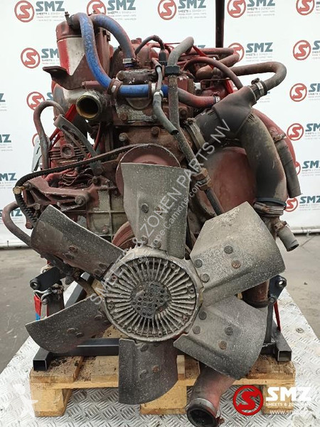 قطع غيار الآليات الثقيلة Renault Occ Motor...