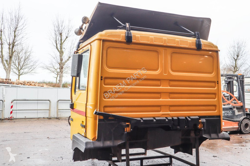 قطع غيار الآليات الثقيلة MAN F92L12 M2000