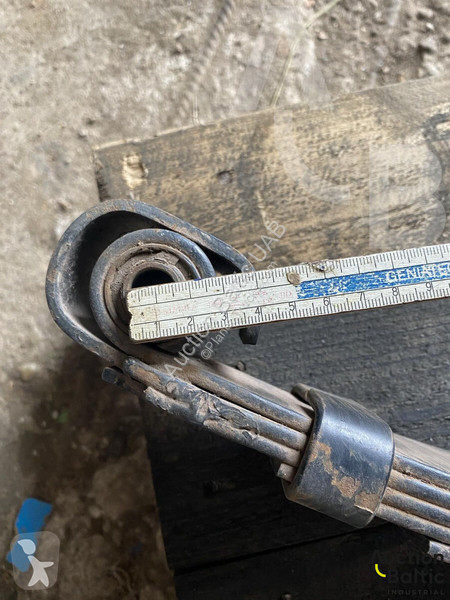 قطع غيار الآليات الثقيلة Mercedes Springs