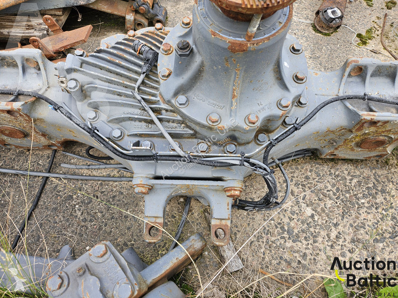قطع غيار الآليات الثقيلة Mercedes rear axle