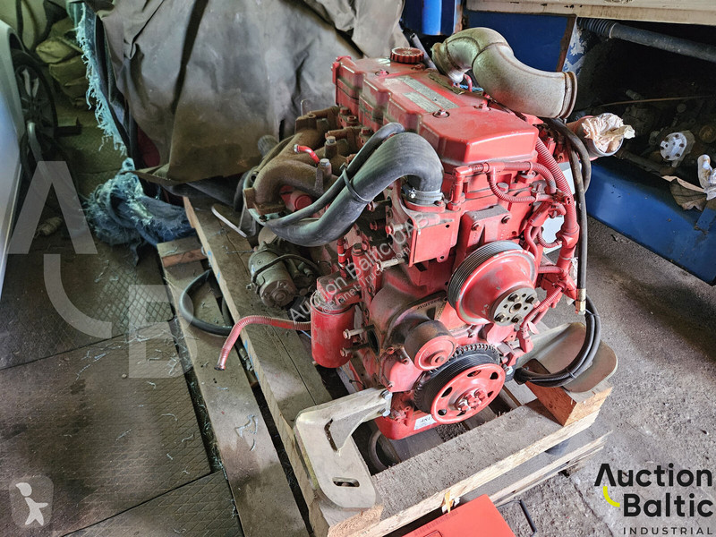 قطع غيار الآليات الثقيلة Cummins QSB4.5