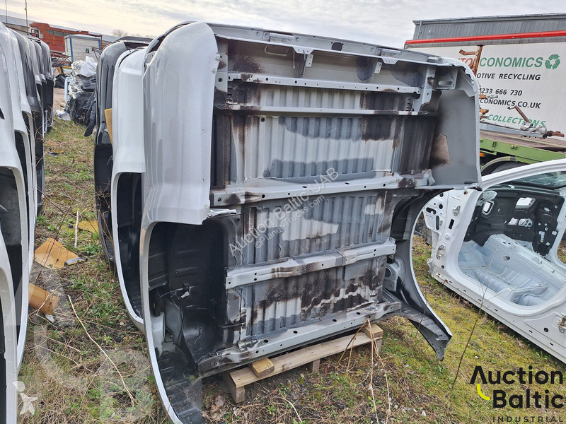 Pièces poids lourds Nissan Navara D23