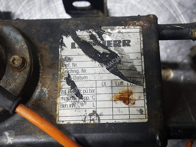 Запчасти для грузовика Liebherr...