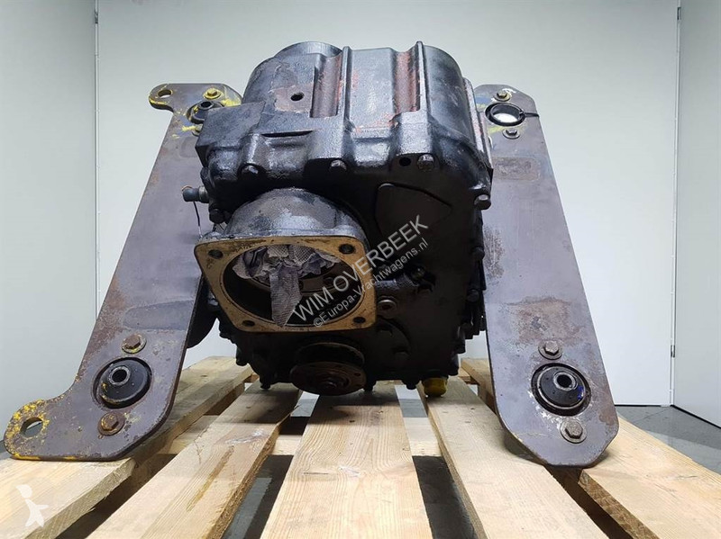قطع غيار الآليات الثقيلة Ahlmann AZ150-Spicer...