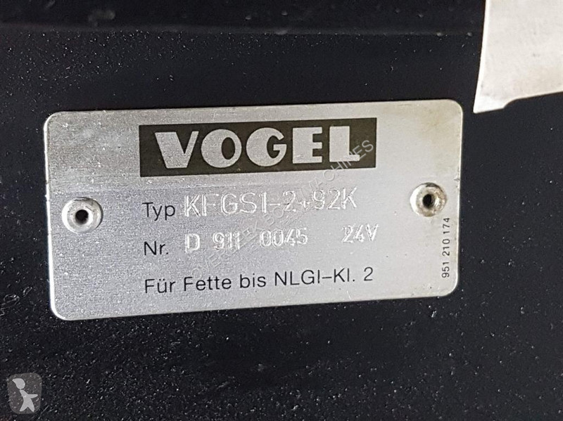 Запчасти для грузовика Liebherr A924-Vogel...