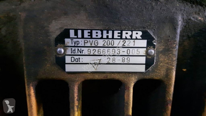 قطع غيار الآليات الثقيلة Liebherr L 531 - PVG...