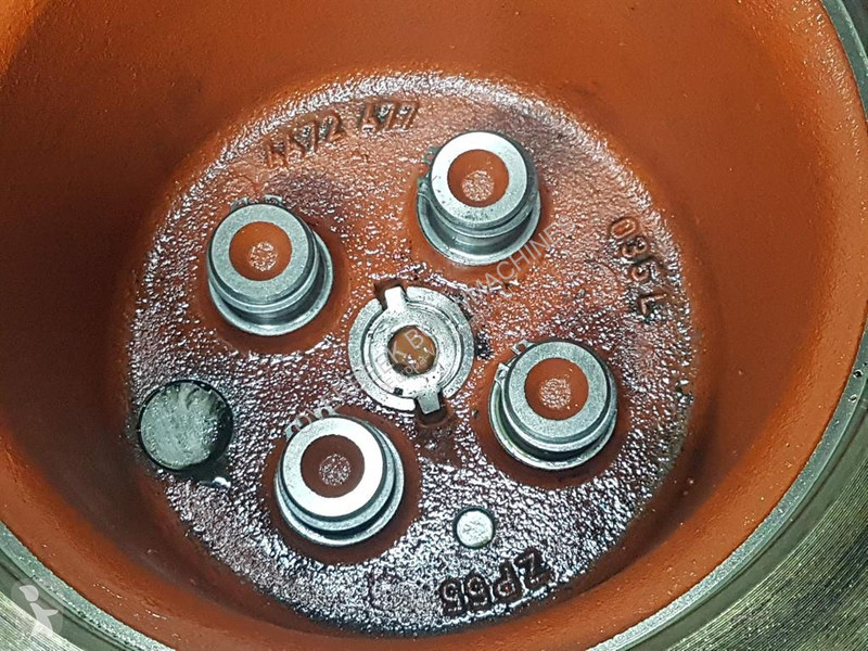 قطع غيار الآليات الثقيلة ZF...