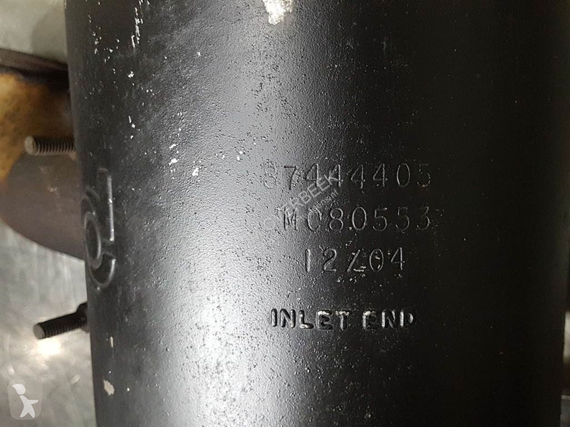 قطع غيار الآليات الثقيلة Case 621D-Donaldson...