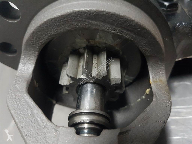 قطع غيار الآليات الثقيلة Deutz 1011-12V 11T...