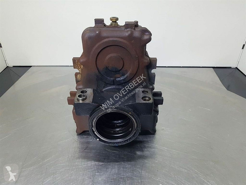 قطع غيار الآليات الثقيلة Yanmar V70...