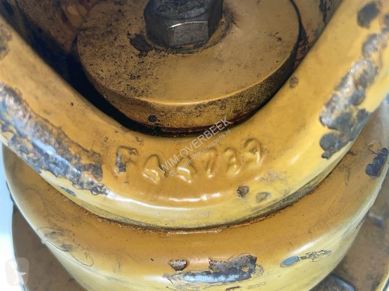 قطع غيار الآليات الثقيلة Caterpillar...