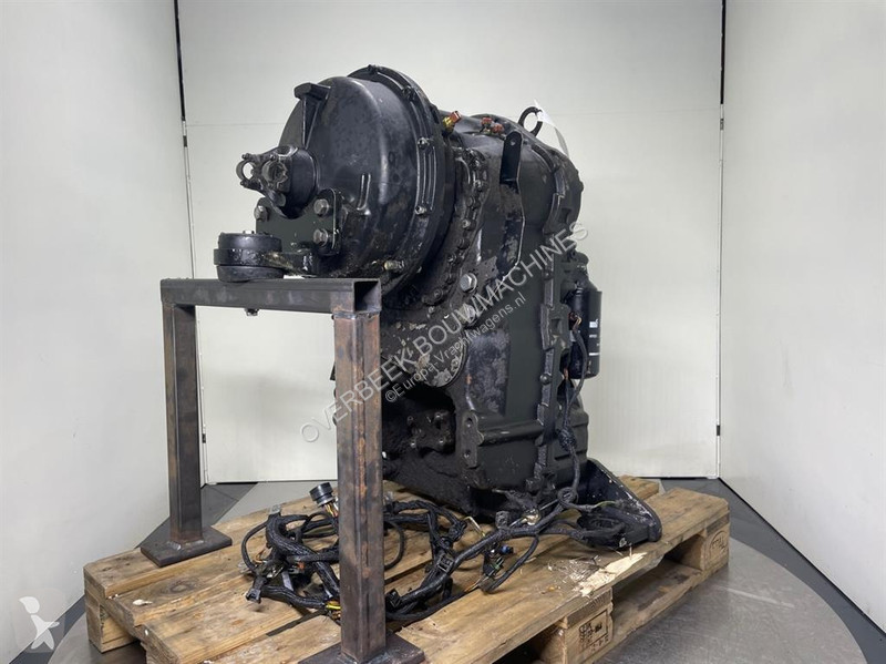 Запчасти для грузовика New Holland W110C-ZF...