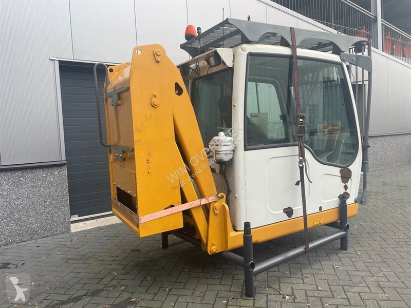 قطع غيار الآليات الثقيلة Liebherr...