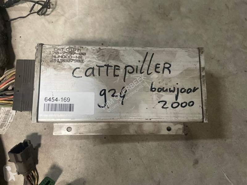 قطع غيار الآليات الثقيلة Caterpillar...