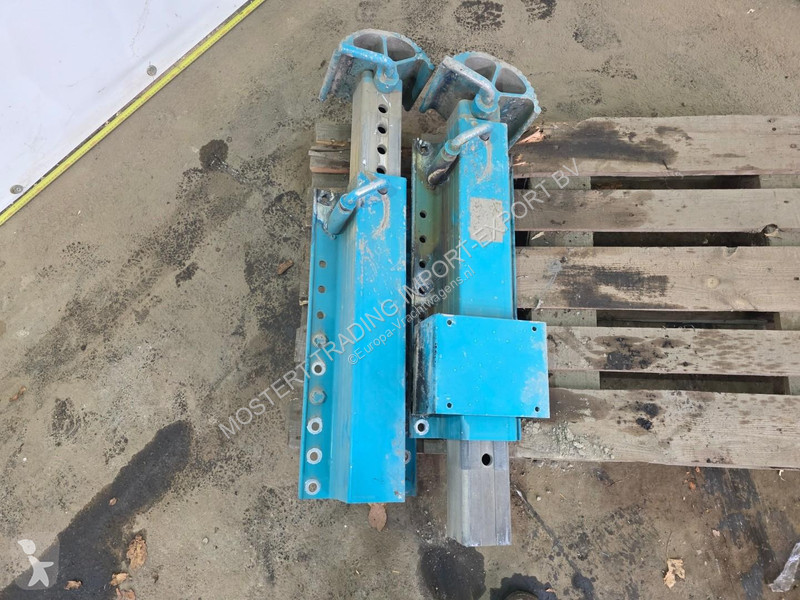 قطع غيار الآليات الثقيلة Jost Aluminum trailer...