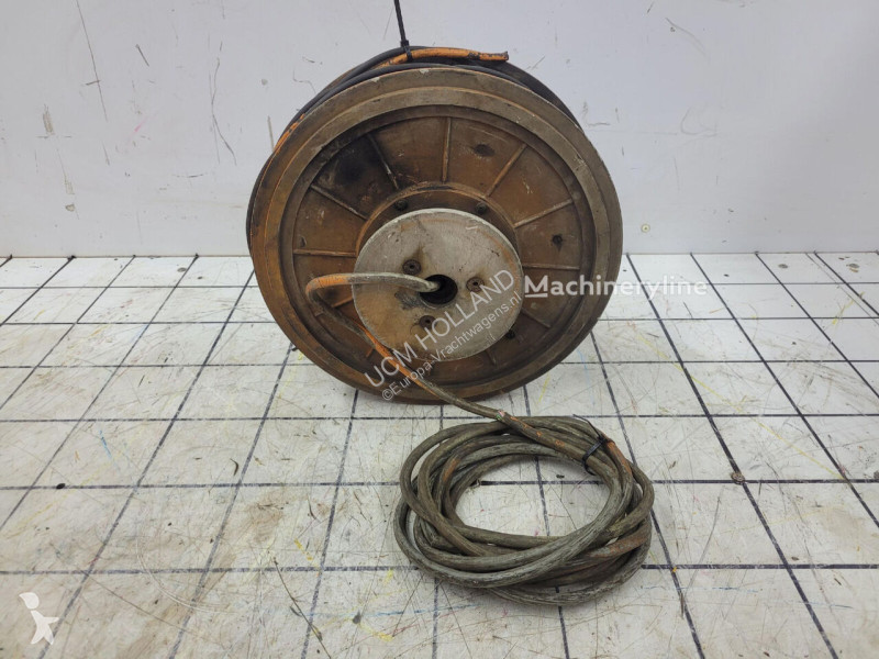 قطع غيار الآليات الثقيلة  Cable reel Kruger U2...