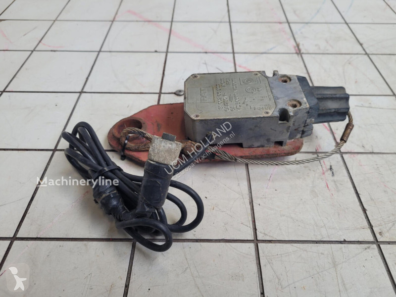 Vrachtwagenonderdelen  PAT hoist limit switch...