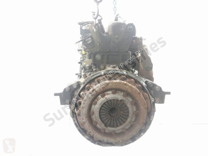 قطع غيار الآليات الثقيلة Renault