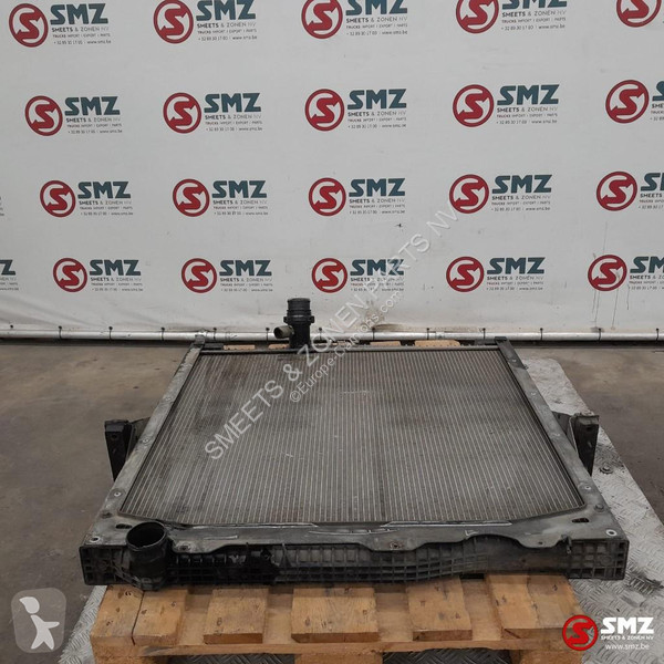 قطع غيار الآليات الثقيلة Renault Occ radiator...