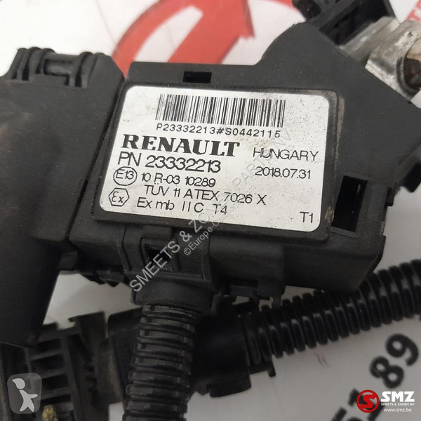 قطع غيار الآليات الثقيلة Renault Occ...