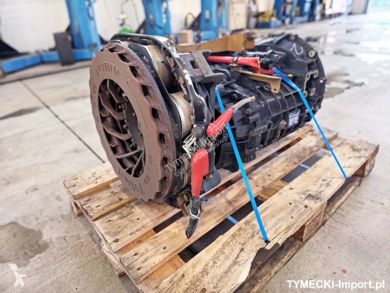 قطع غيار الآليات الثقيلة ZF