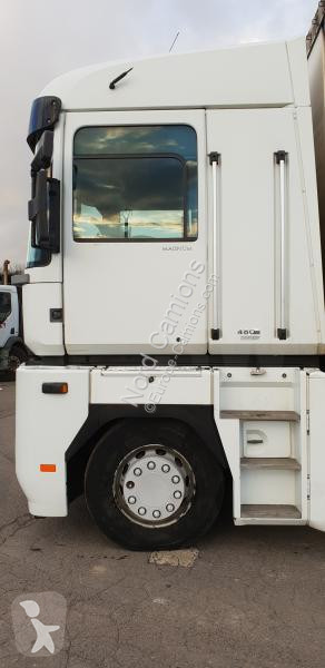 قطع غيار الآليات الثقيلة Renault