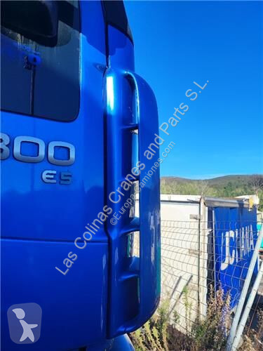 قطع غيار الآليات الثقيلة Iveco Panneau d'angle...