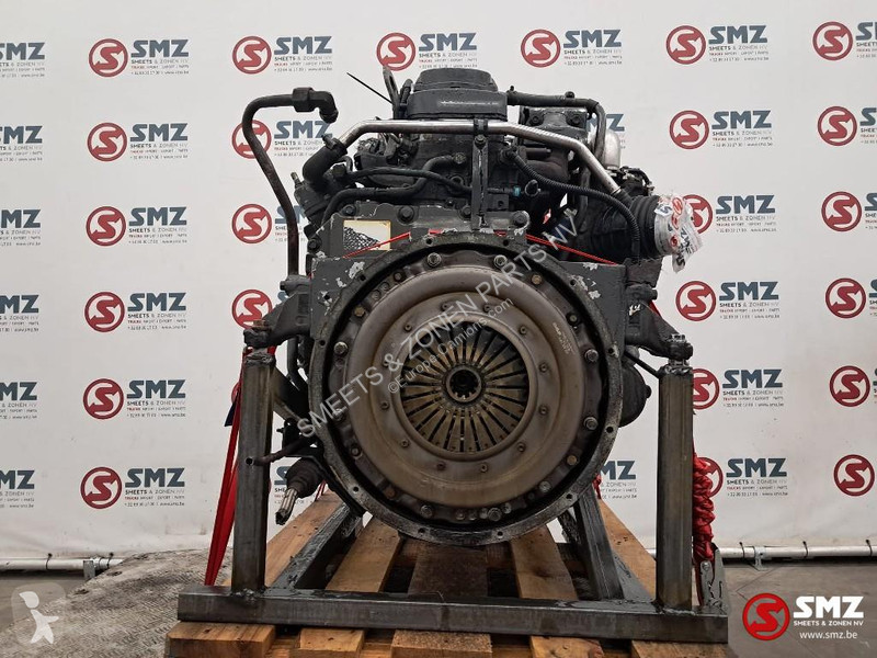 قطع غيار الآليات الثقيلة DAF Occ motor PX-7...