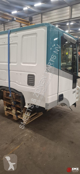 قطع غيار الآليات الثقيلة Iveco Occ Cabine Iveco...