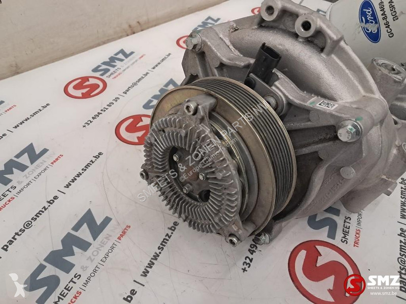 قطع غيار الآليات الثقيلة Ford Occ waterpomp Ford