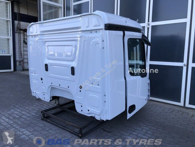 قطع غيار الآليات الثقيلة Mercedes