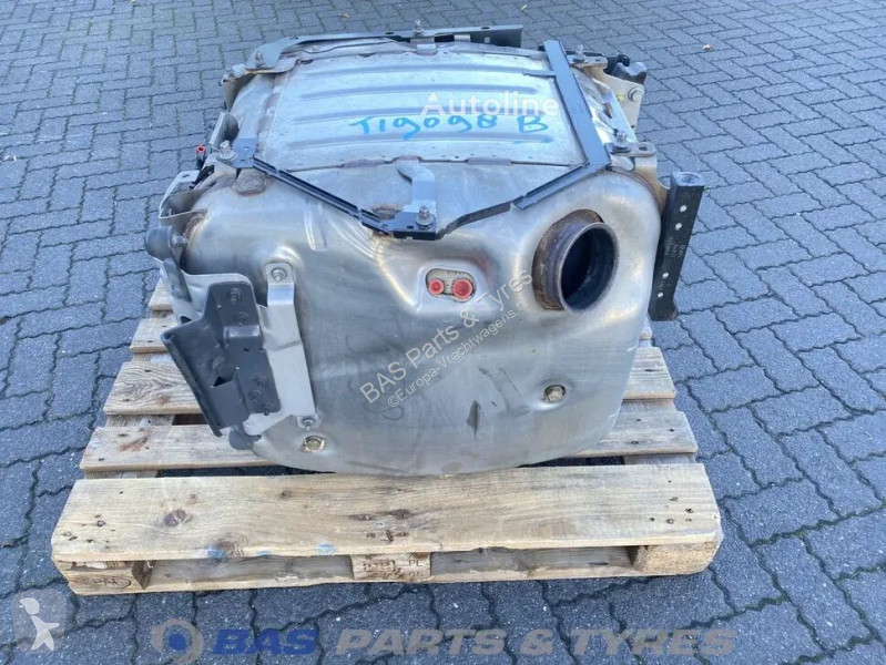قطع غيار الآليات الثقيلة Scania Silencer