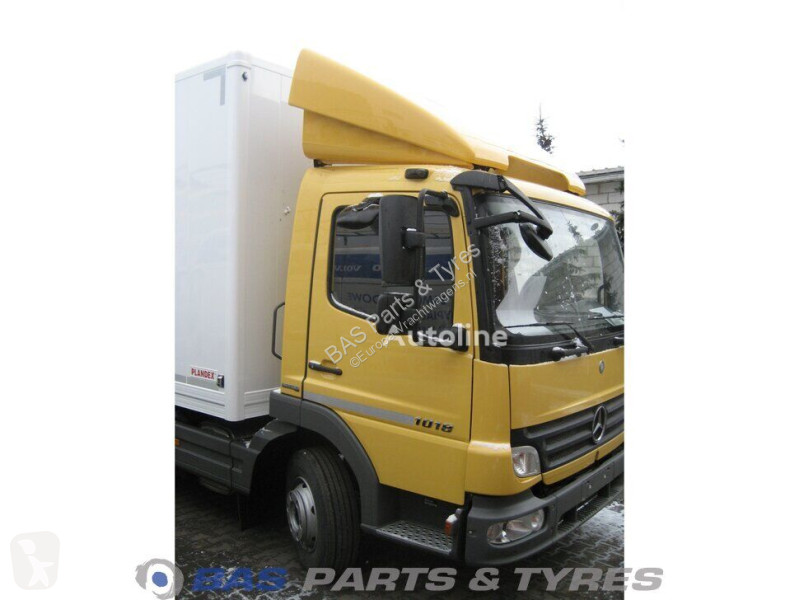 قطع غيار الآليات الثقيلة Mercedes