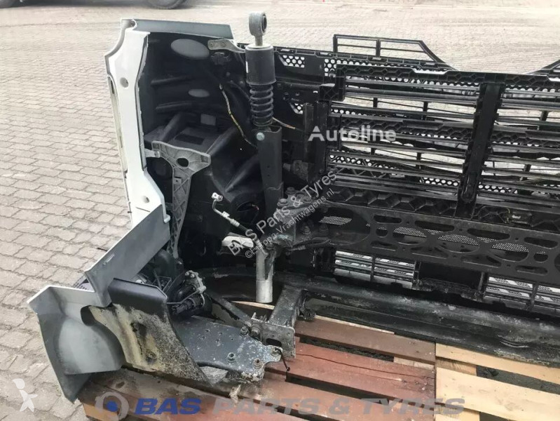 قطع غيار الآليات الثقيلة Mercedes