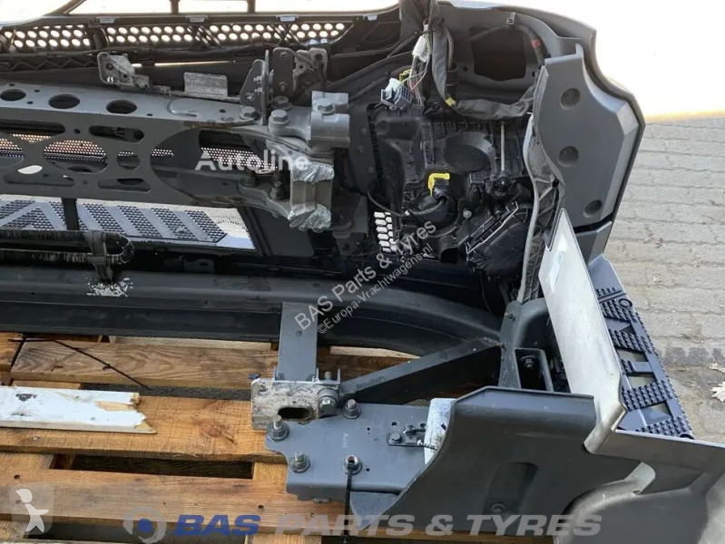 قطع غيار الآليات الثقيلة Mercedes