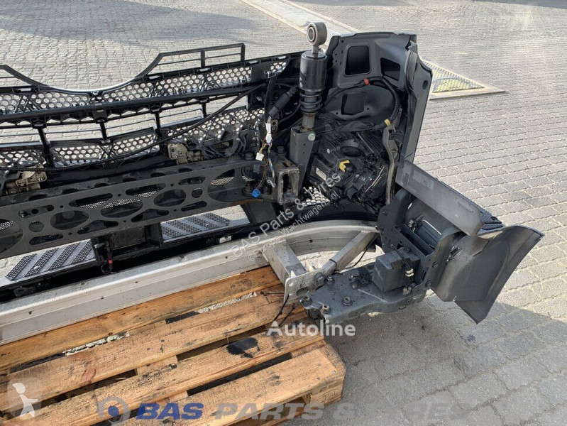قطع غيار الآليات الثقيلة Mercedes