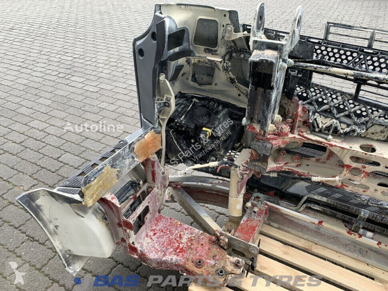 قطع غيار الآليات الثقيلة Mercedes