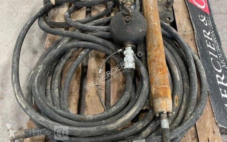 Stavebný stroj  fusee de percage pneumatique -...