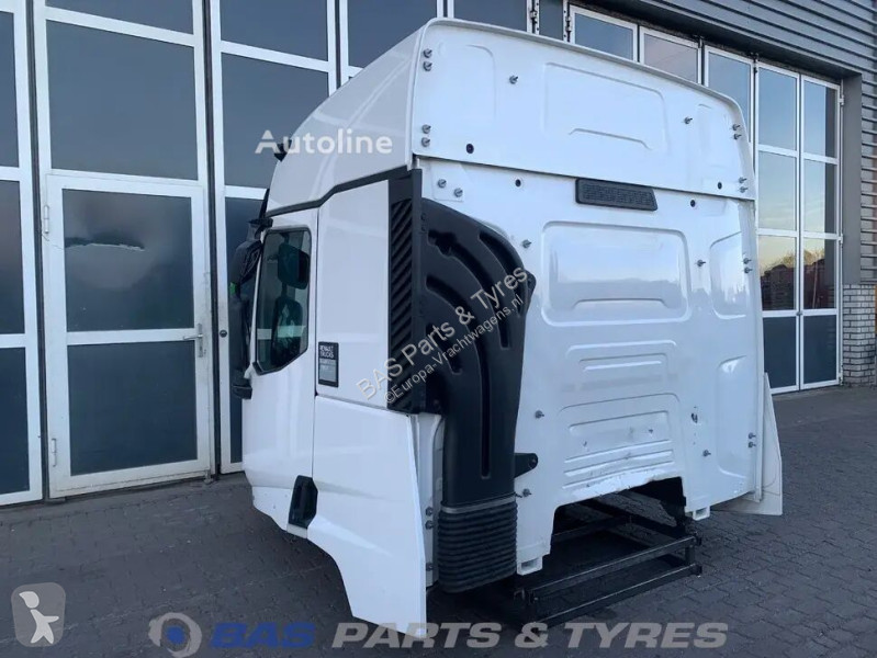 قطع غيار الآليات الثقيلة Renault T-Serie...