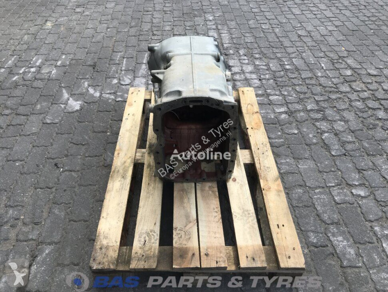 قطع غيار الآليات الثقيلة Renault housing