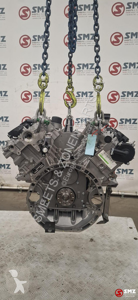 قطع غيار الآليات الثقيلة Mercedes Motor m272...