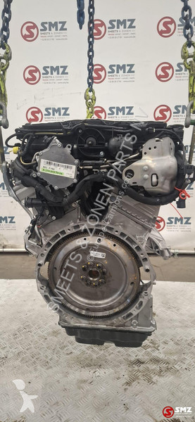 قطع غيار الآليات الثقيلة Mercedes Motor m276...