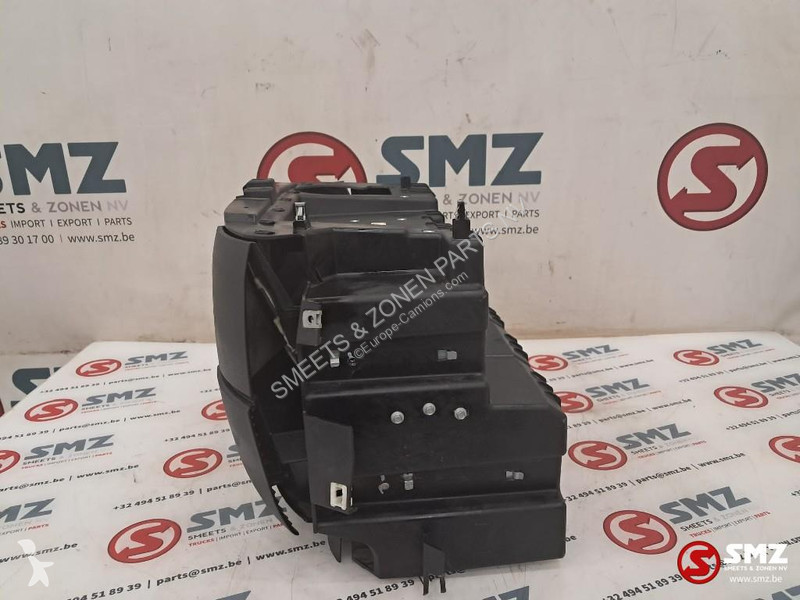 قطع غيار الآليات الثقيلة Ford Occ middenconsole...