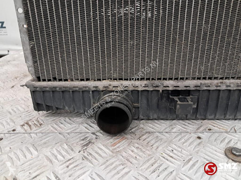 قطع غيار الآليات الثقيلة Iveco Occ radiator Iveco