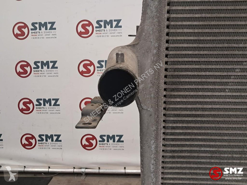 قطع غيار الآليات الثقيلة Iveco Occ intercooler...