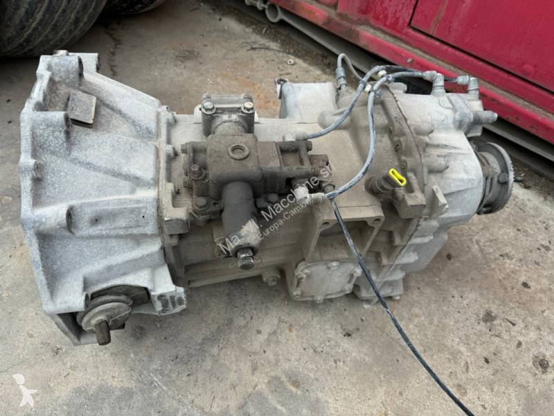 قطع غيار الآليات الثقيلة Iveco