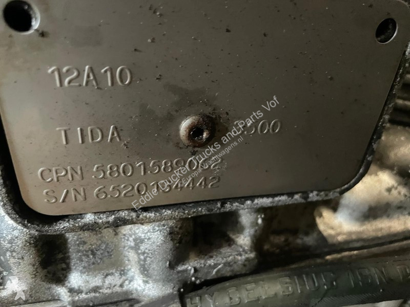قطع غيار الآليات الثقيلة Iveco 5801589062...