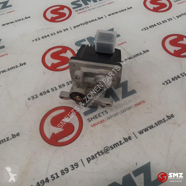 قطع غيار الآليات الثقيلة Mercedes AdBlue pomp...