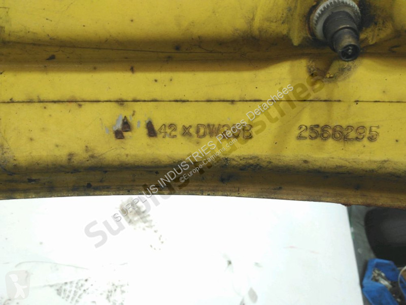 قطع غيار الآليات الثقيلة John Deere 8345R